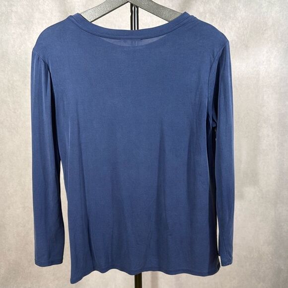 Navy Casual Top with Twist Knot Detail - Picture 6 of 8